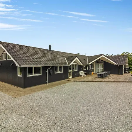 Steen - 800m From The Sea By Interhome Feriehus *